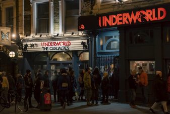 Noite de Punk em Londres: The Casualties no The Underworld
