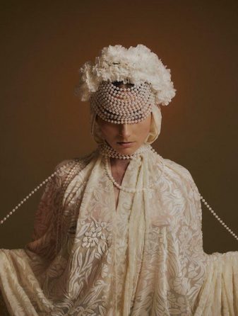 Estreia Sombria: Martiné Lança 'Oxytocin', o Primeiro Single pela Prime Collective