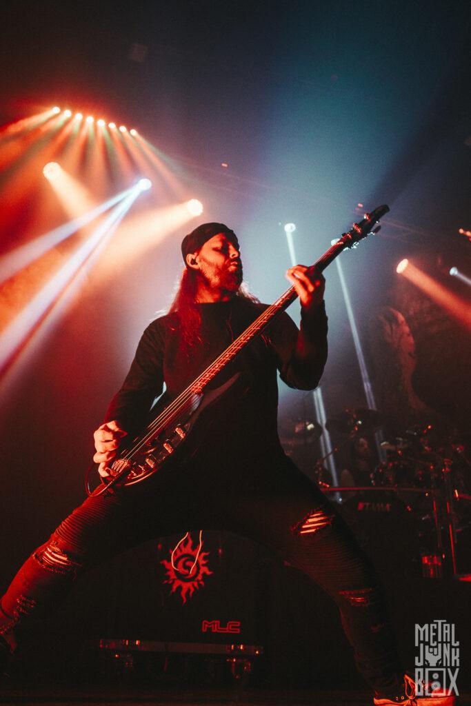 decapitated metal junkbox 13