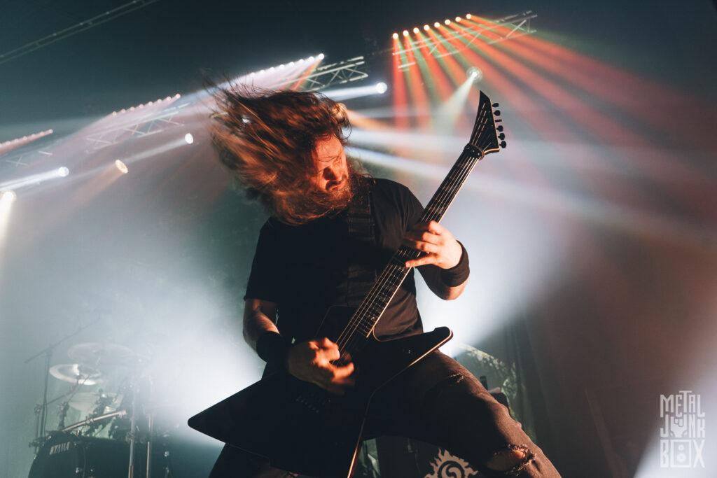 decapitated metal junkbox 14