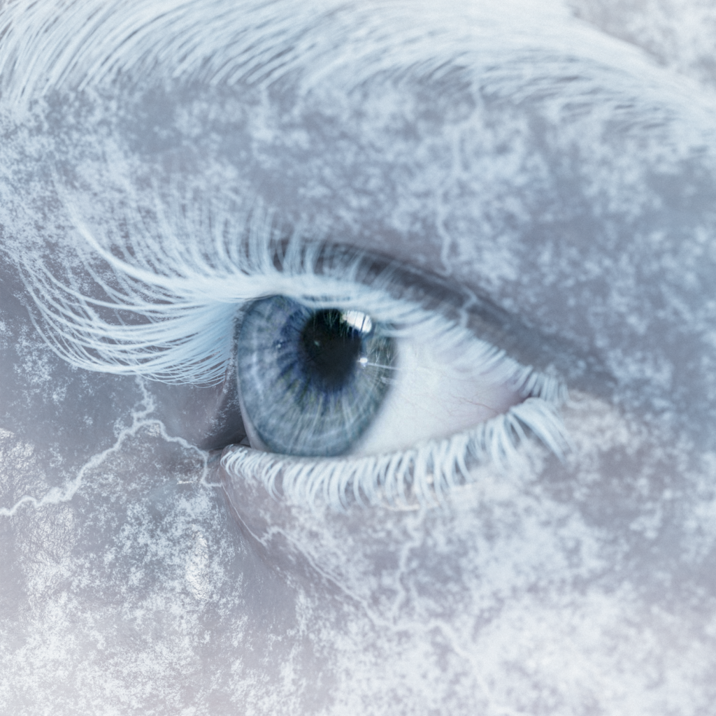 Lake Malice lançou um videoclipe de inverno para o novo single ‘Eternal December’ ❄️