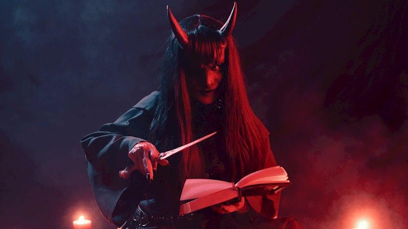 Vesseles Lança o EP de Estreia "I Am a Demon"