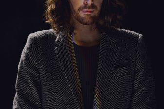 Hozier Announces Biggest Ever UK & Irish Outdoor Headline Shows for 2024