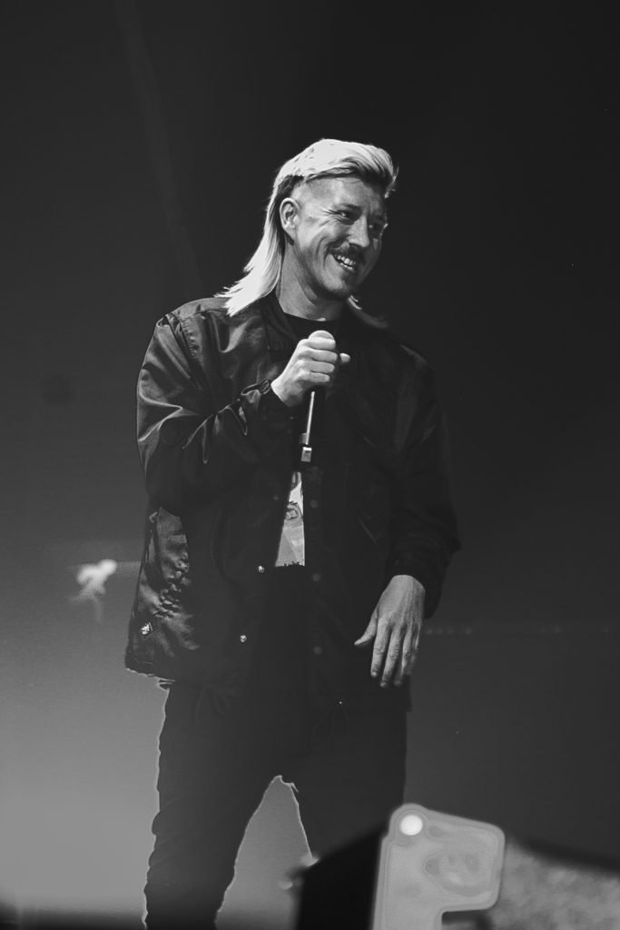 1000 Lights Review Birmingham Utilita Arena 18-08-2024