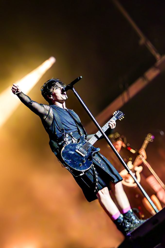 Yungblud at Bludfest 2024 - Review & Gallery 7 yungblud bludfest 2024 4