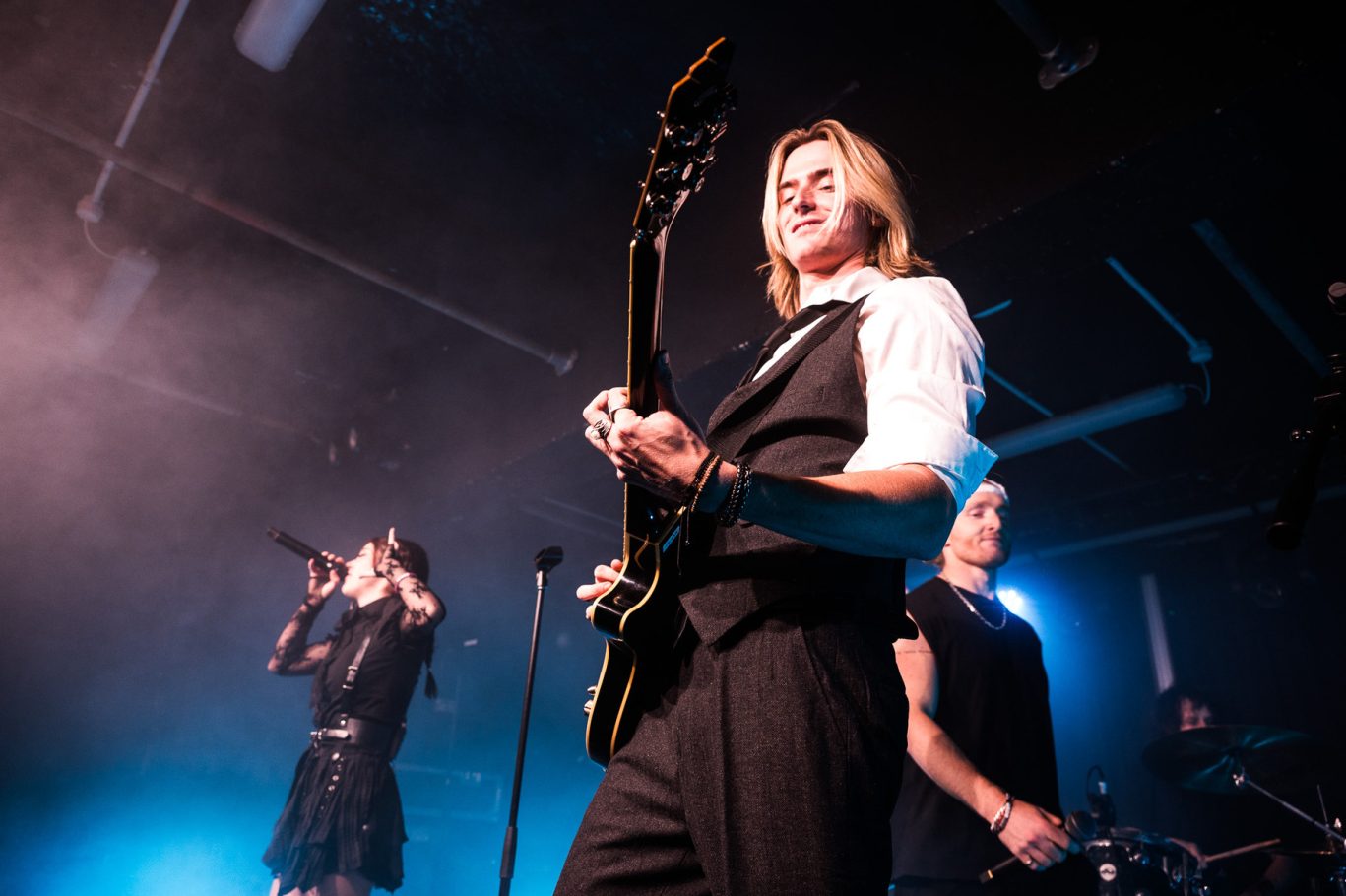 Chrissy Costanza & VOILÀ at Manchester Academy, 2024
