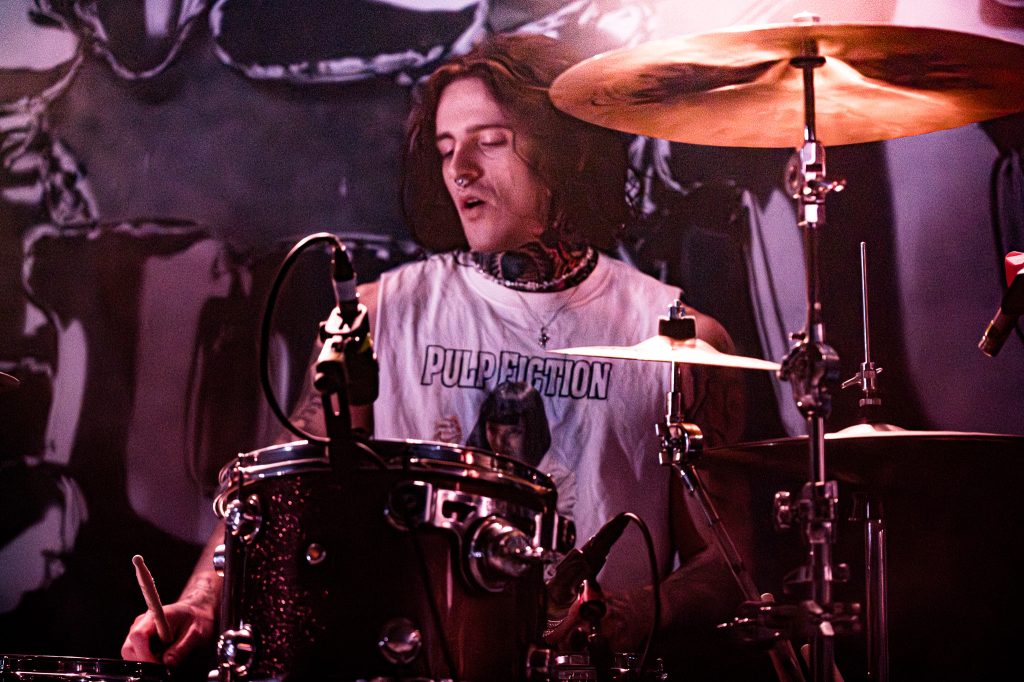 HOT MILK / MOUTH CULTURE – CORPORATION, SHEFFIELD – 06/04/2025