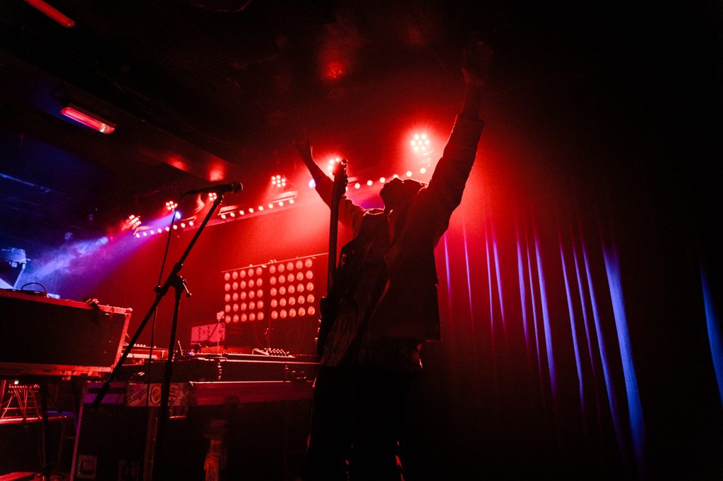 Hang Linton The Lexington Magda Campagne 14