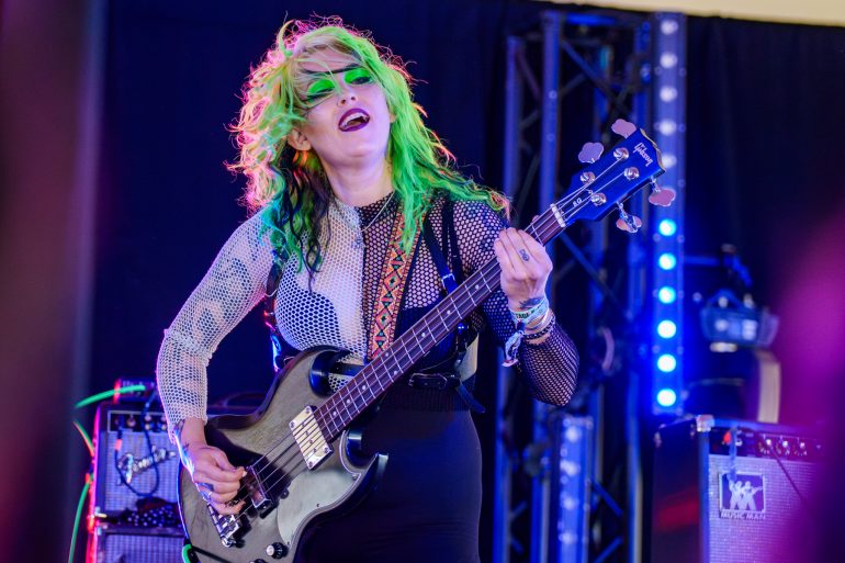 Frankie and the Witch Fingers