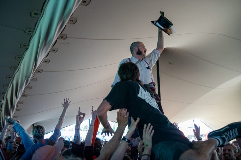 Frankie and the Witch Fingers