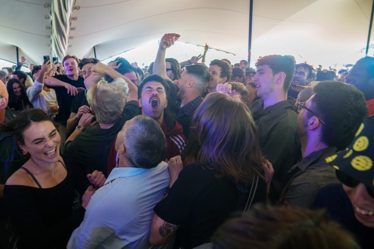 Frankie and the Witch Fingers