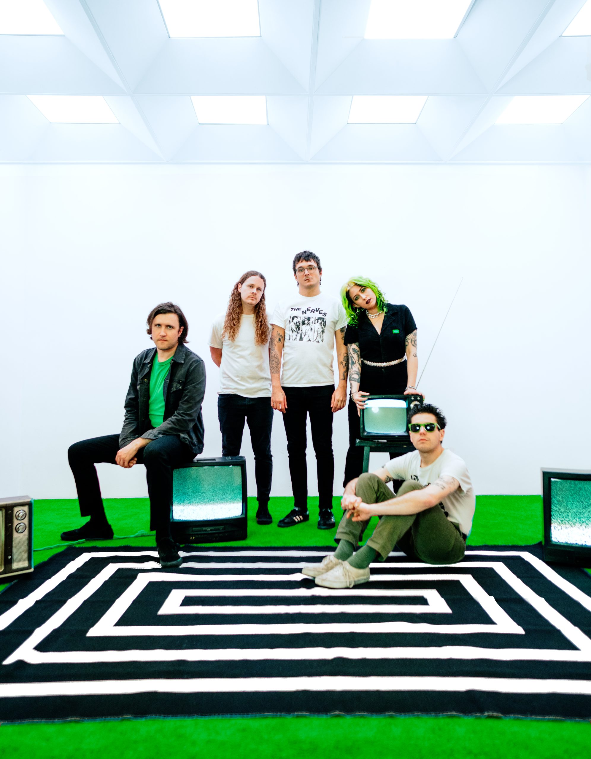 Frankie and the Witch Fingers release latest single “Gutter Priestess”