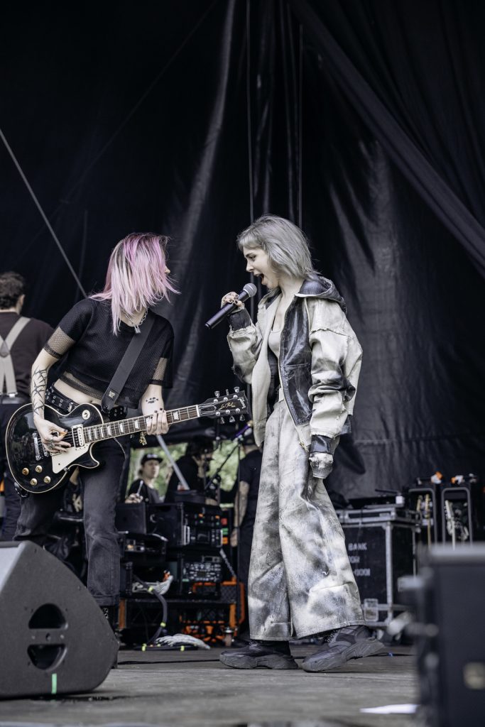 Sophie Powers at Slam Dunk 2025: Live Gallery