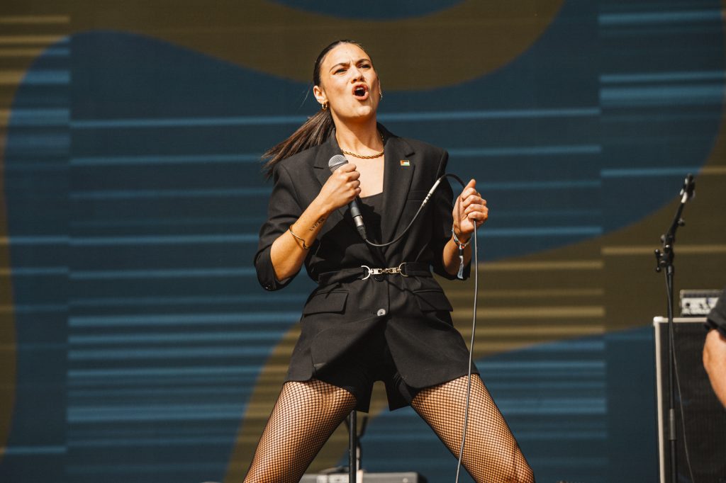 Nadine Shah / © Garry Jones