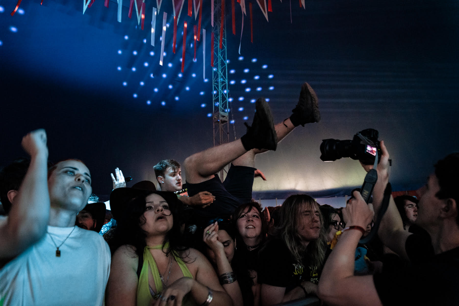 psychedelic porn crumpets magda campagne