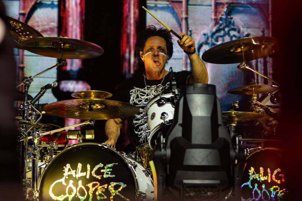 Alice Cooper ft Bobbie Dazzel at Utilita Arena Cardiff 22-07-2025
