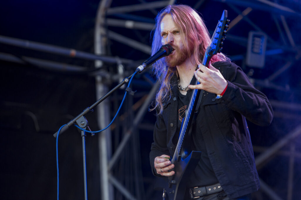 Employed To Serve 2000Trees Saturday 2025 Jon Dadds 3