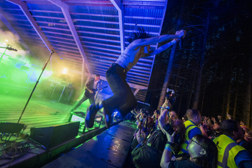 Hot Milk 2000Trees Wednesday 2025 Jon Dadds 5