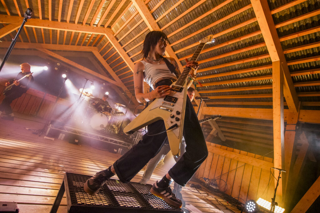 Hot Milk 2000Trees Wednesday 2025 Jon Dadds 6