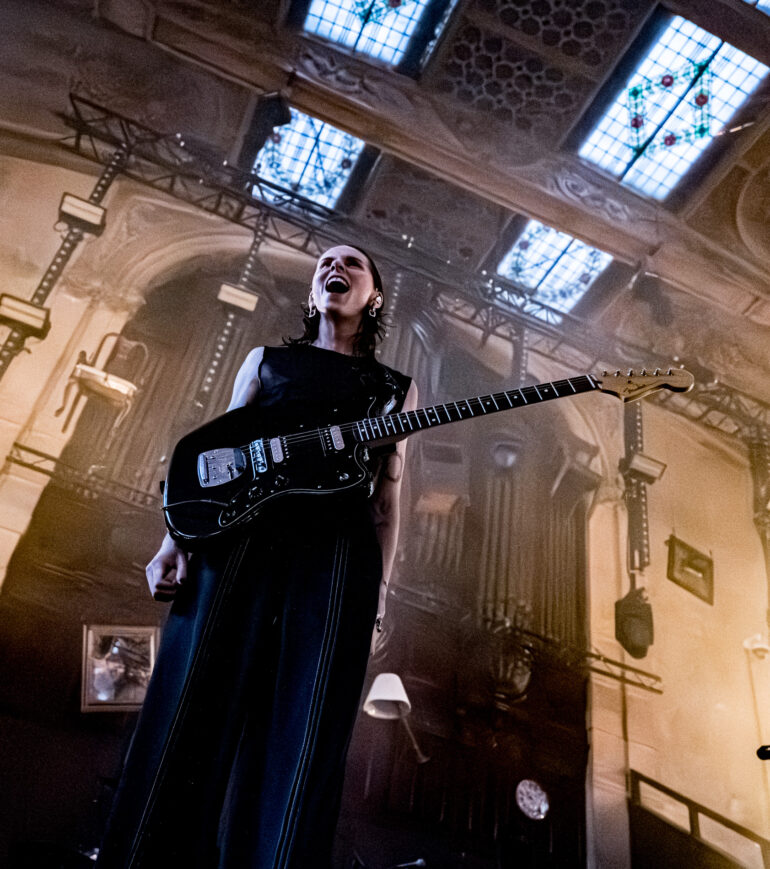 Pvris! & Julia Wolf – Albert Hall, Manchester – 08/07/2025