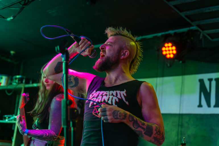 20250809 shit stirrers new cross inn @cacei.ro 4