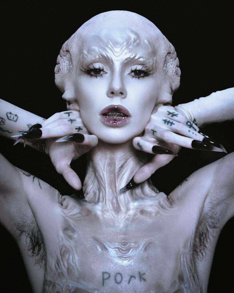 Bambie Thug returns with new single “REDRUM” and signs with Spinefarm worldwide and Universal Music publishing group record labels.