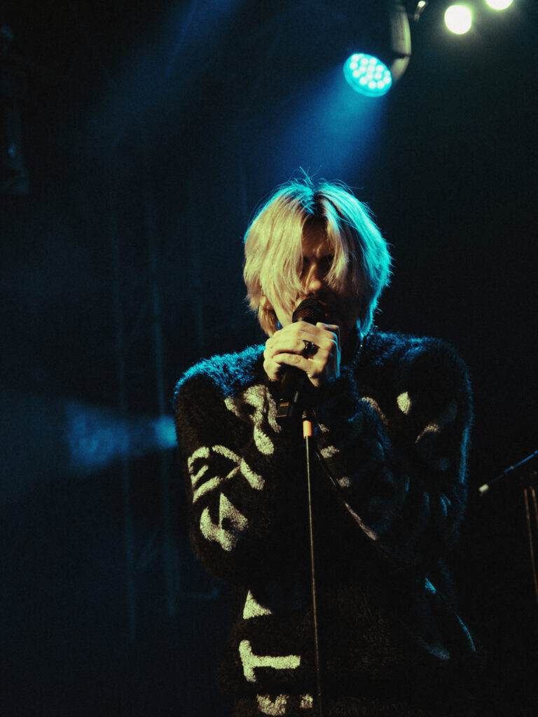 *In Progress* Voilà