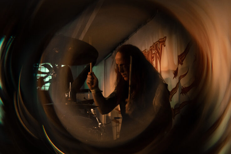 Lowen live at Dreamland Margate. Photo by Ricardo Marques