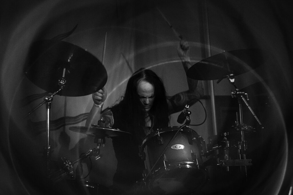 Lowen live at Dreamland Margate. Photo by Ricardo Marques