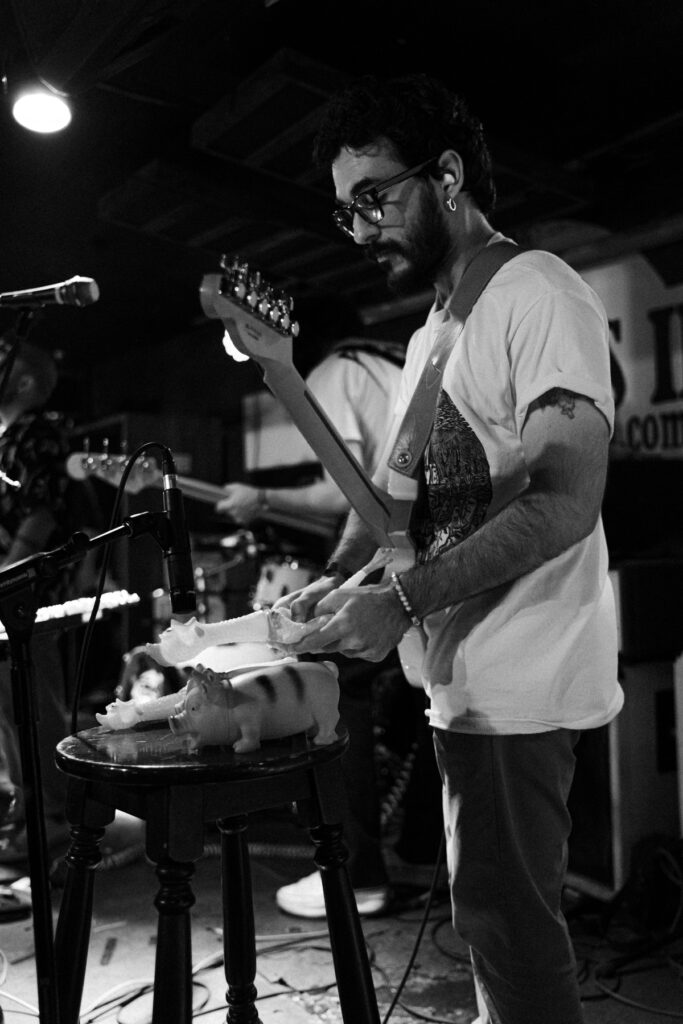 Papangu stuns London with Brazilian prog avant-garde metal