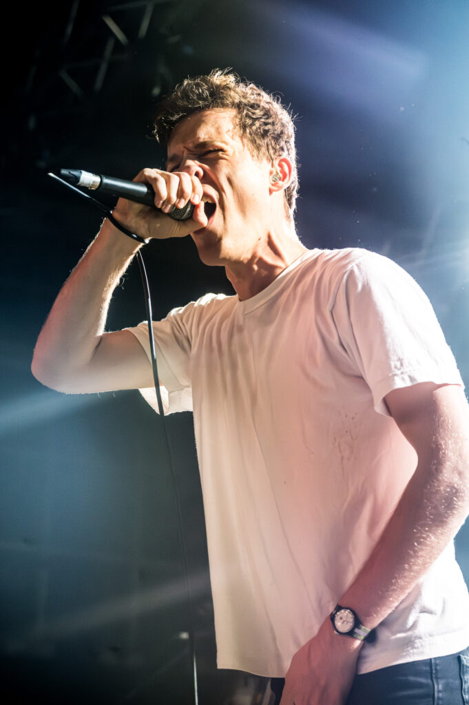 Anxious Manchester 18 09 04