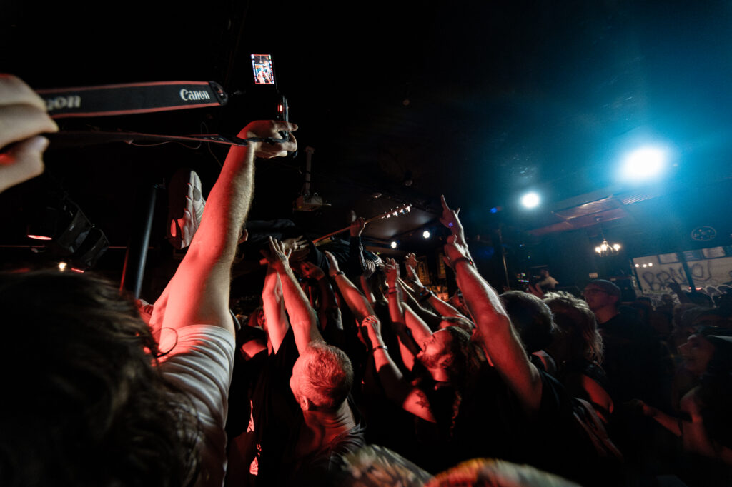 Blood Command New Cross Inn Magda Campagne 51