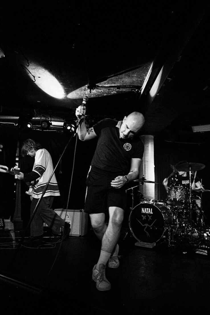 Snayx and their Strutfast Tour came to London’s Underworld