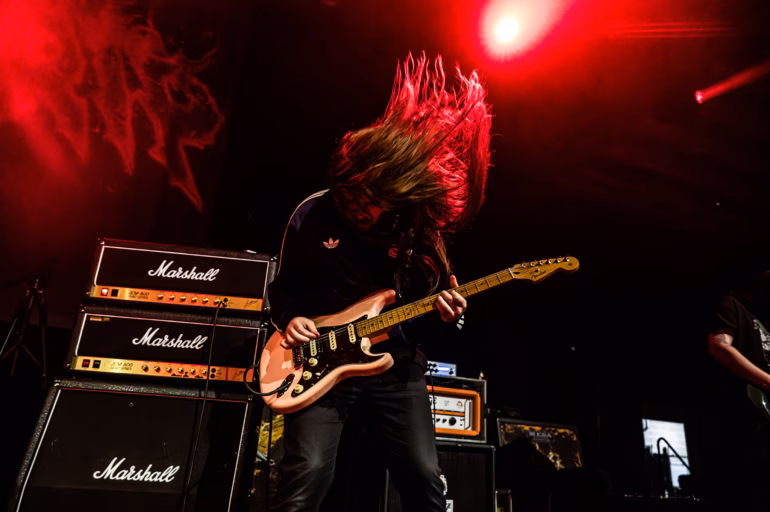 1. Oversize Doncaster Nic Howells 15