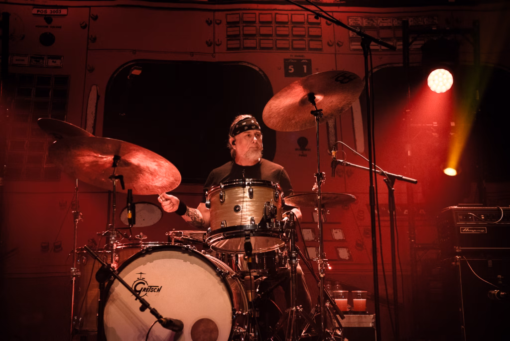 CLUTCH Roudhouse Magda Campagne 38