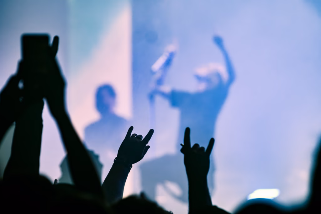 lorna shore manchester nic howells 15