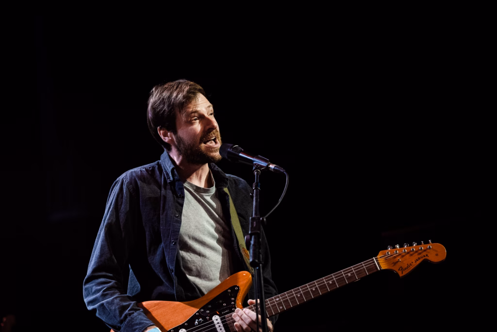 Tangled Hair Troxy Magda Campagne 34