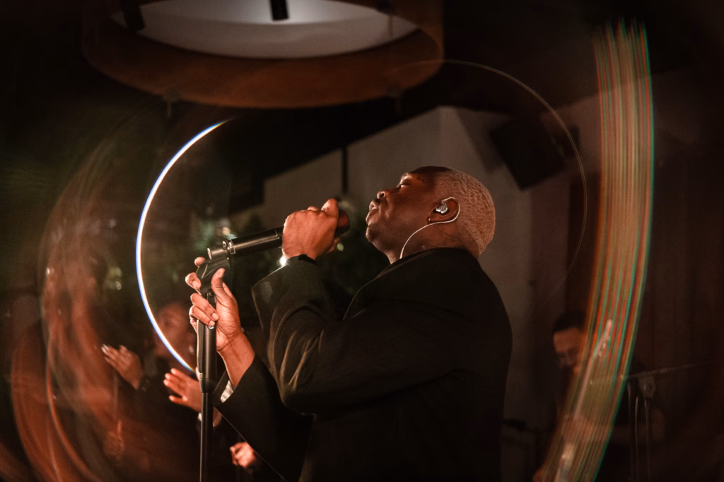 Will Brown Middle Eight Magda Campagne 19