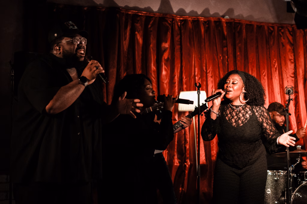 Will Brown Middle Eight Magda Campagne 52