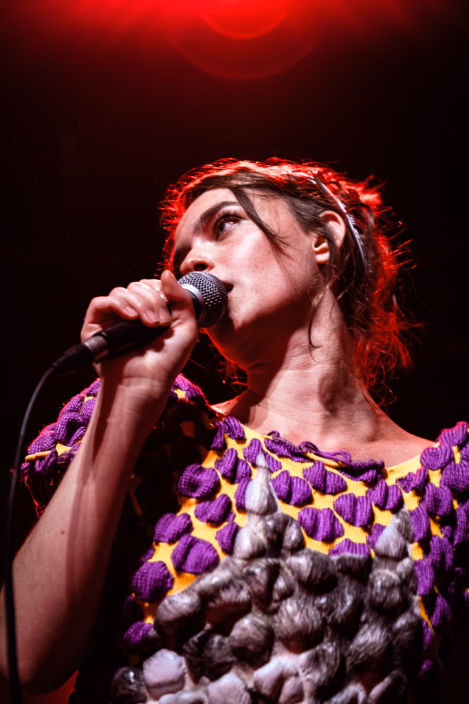 Tallulah Argue Roundhouse Magda Campagne 33