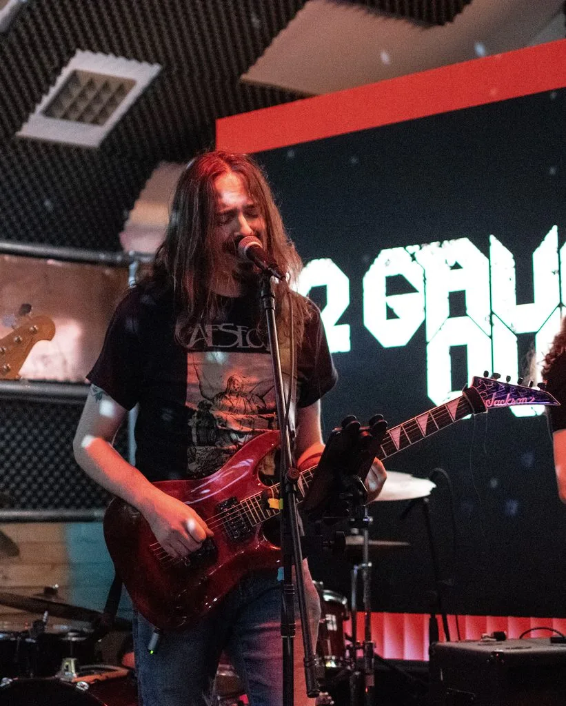 12 gauge outrage 12 tanita hingerty