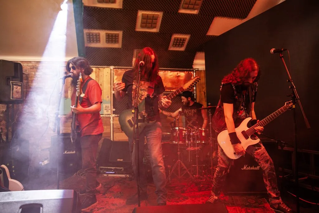 12 gauge outrage 13 tanita hingerty