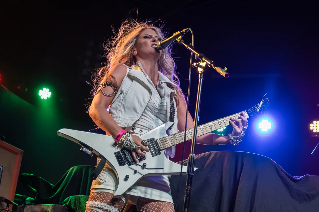 Beyond the Roots glass house pomona jill rubino 2026 10 111 07 1