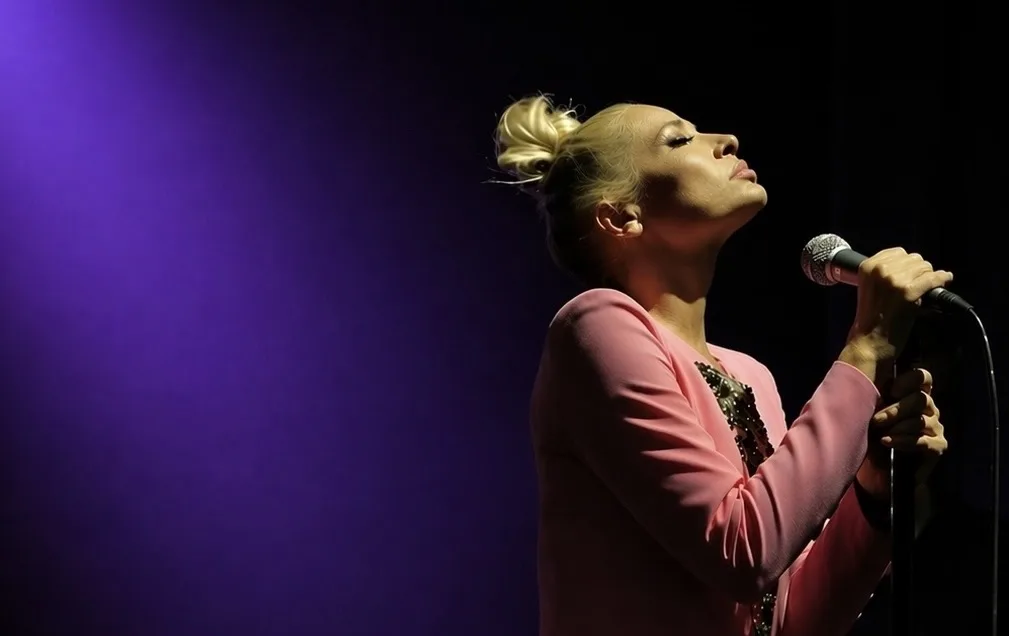 Transvision Vamp Rolled Back The Years At Epic Studios, Norwich. 1 Wendy James Live by David Liegh Dodd