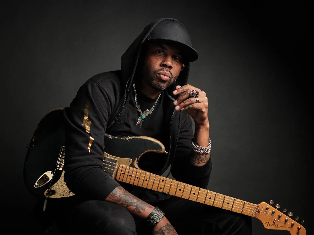 Ayron Jones announces new album Excuse Me for February 2027 22 AYRON JONES announces rocking new album Excuse Me + shares video for lead single "Glad You Came"